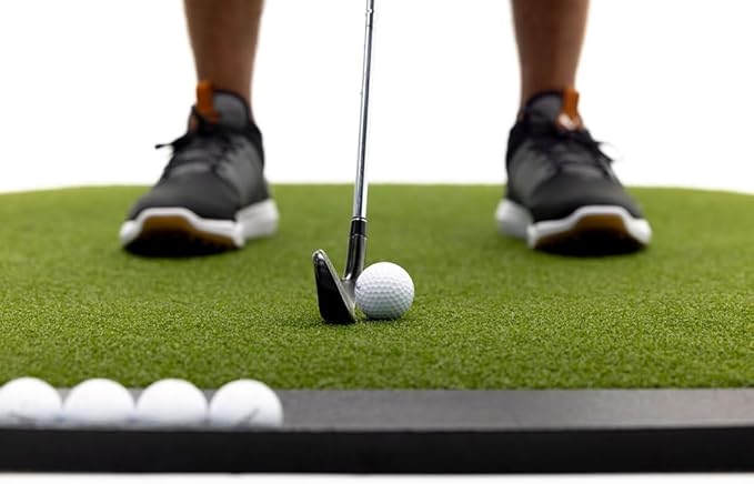 Premium Turf Indoor/Outdoor Golf Mat. Bonus Tray + 3 Tees