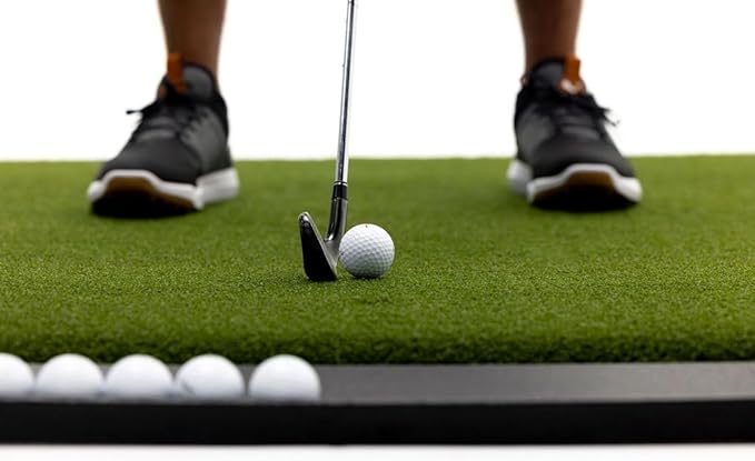 Premium Turf Indoor/Outdoor Golf Mat. Bonus Tray + 3 Tees