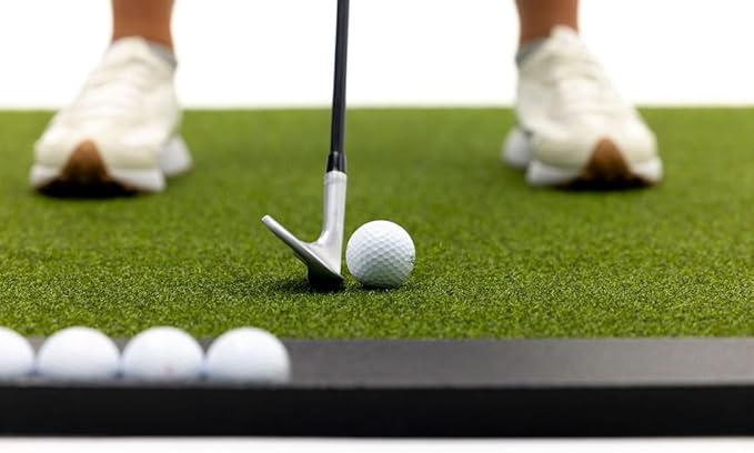 Premium Turf Indoor/Outdoor Golf Mat. Bonus Tray + 3 Tees