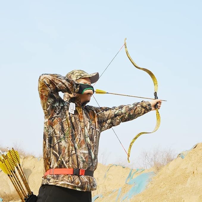 AMEYXGS Camo Carbon Arrow 30 Inch Practice Hunting Arrow Spine 500 with 4 Inch Turkey Feathers for Traditional Recurve Compound Bows