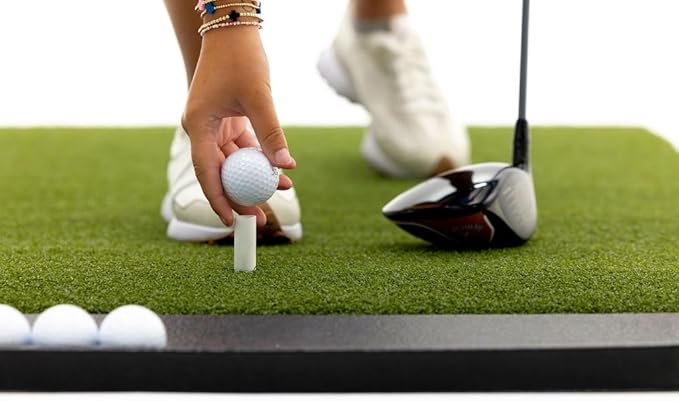 Premium Turf Indoor/Outdoor Golf Mat. Bonus Tray + 3 Tees