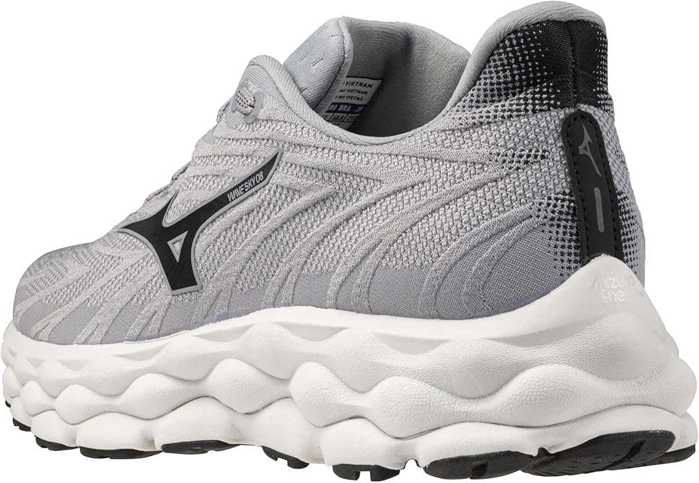 Mizuno Men's Wave Sky 8 Running Shoe