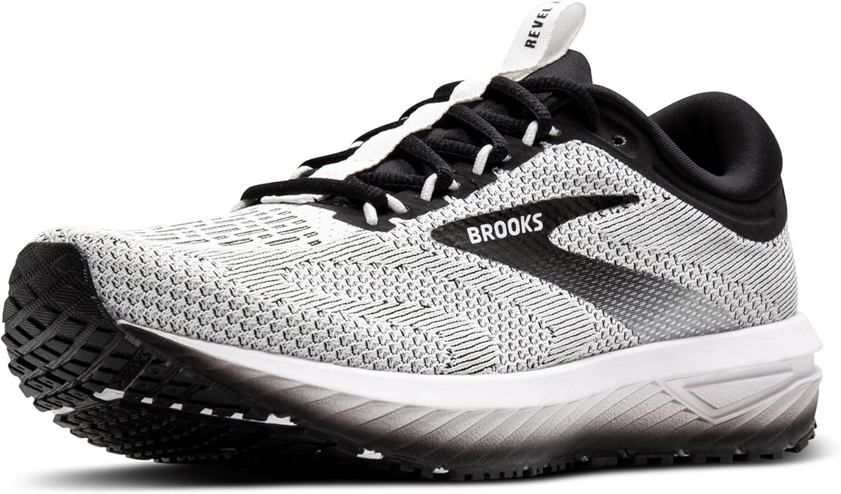 Brooks Women’s Revel 7 Neutral Running Shoe