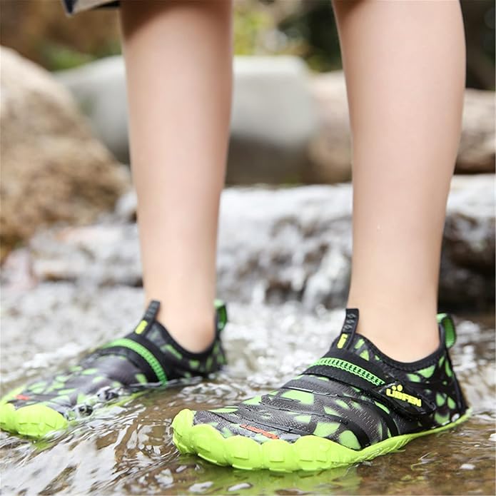 UBFEN Water Shoes for Kids Boys Girls Aqua Socks Barefoot Beach Sports Swim Pool Quick Dry Lightweight Toddler Little Big Kid