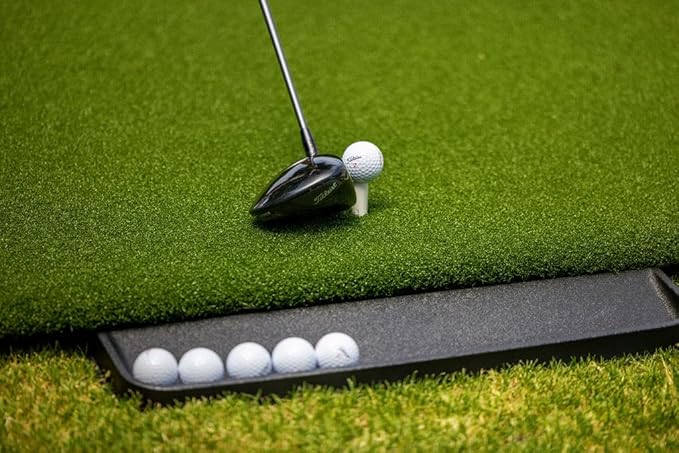 Premium Turf Indoor/Outdoor Golf Mat. Bonus Tray + 3 Tees