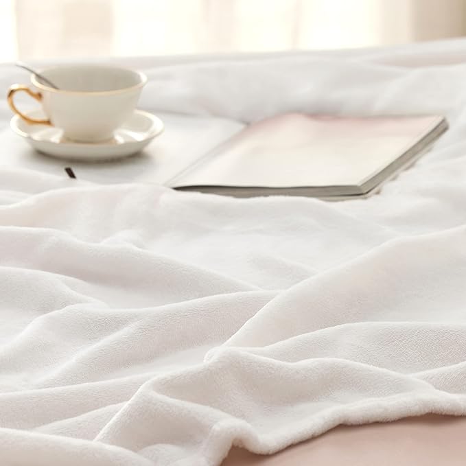 Bedsure White Fleece Throw Blanket - 300GSM Blankets for Couch, Sofa, Bed, Soft Lightweight Plush Cozy Throws for Toddlers, 50x60 inches