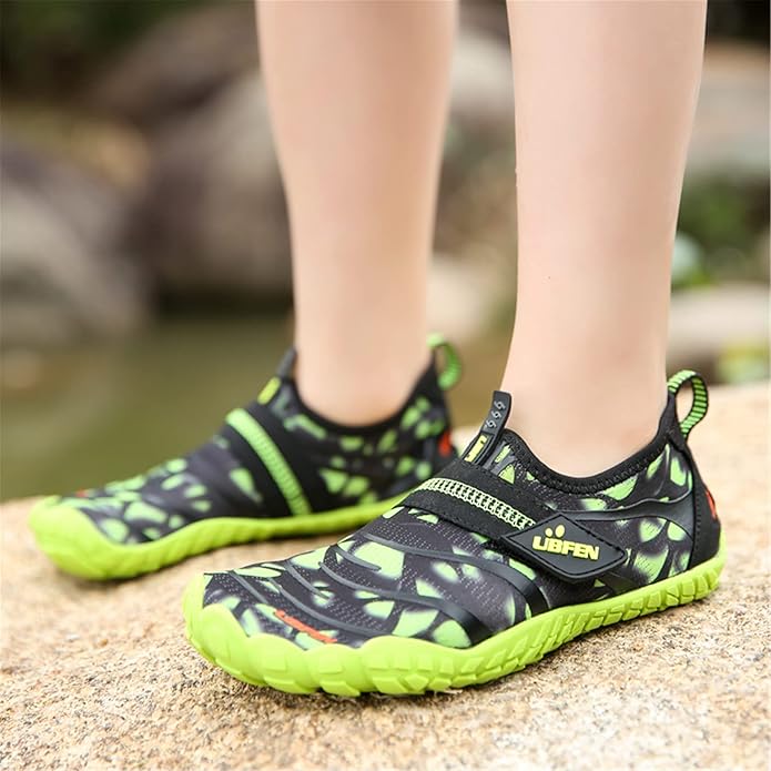 UBFEN Water Shoes for Kids Boys Girls Aqua Socks Barefoot Beach Sports Swim Pool Quick Dry Lightweight Toddler Little Big Kid