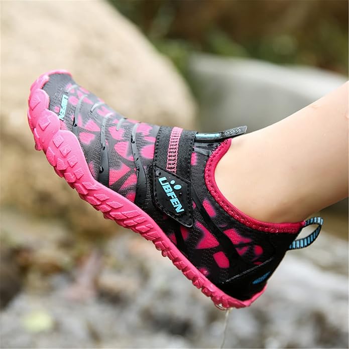 UBFEN Water Shoes for Kids Boys Girls Aqua Socks Barefoot Beach Sports Swim Pool Quick Dry Lightweight Toddler Little Big Kid