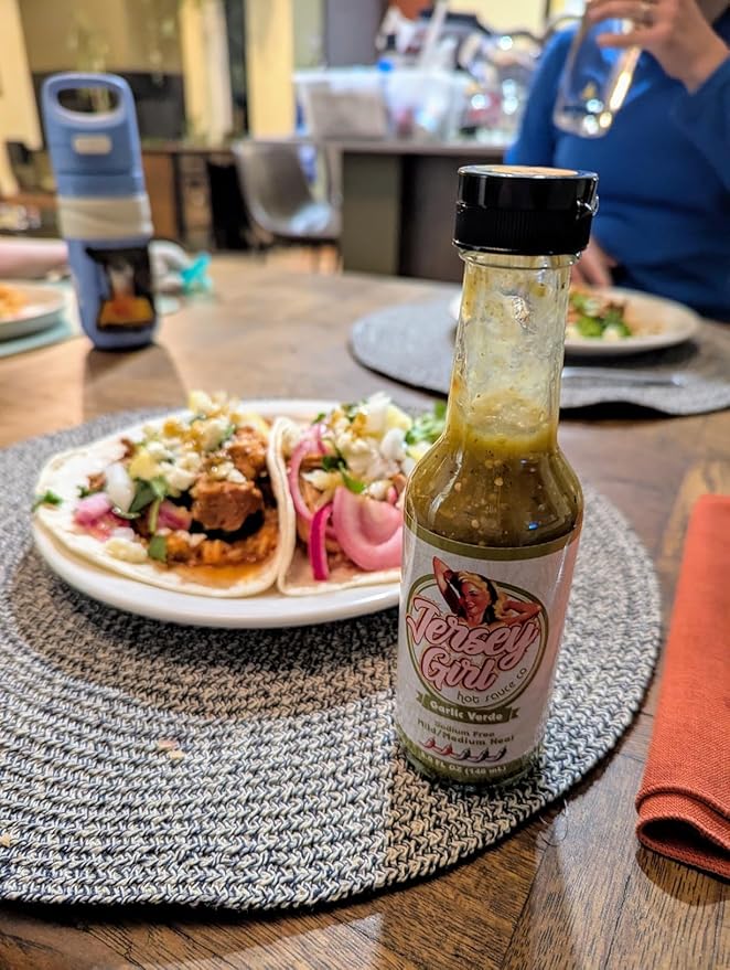 Jersey Girl Hot Sauce - Garlic Verde - No Added Salt - Naturally Sodium Free – All-Natural Healthy Ingredients with Hand-Picked Habaneros & Jalapeno Peppers - Mild/Medium Heat