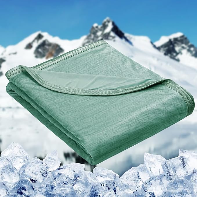 HOMFINE Cooling Blankets for Hot Sleepers - Summer Blanket Thin Lightweight Breathable Soft Double Side Enhanced Cooling for Bed Couch Sofa, Keep Cool for Night Sweats (Green, 90 x 90 inches)