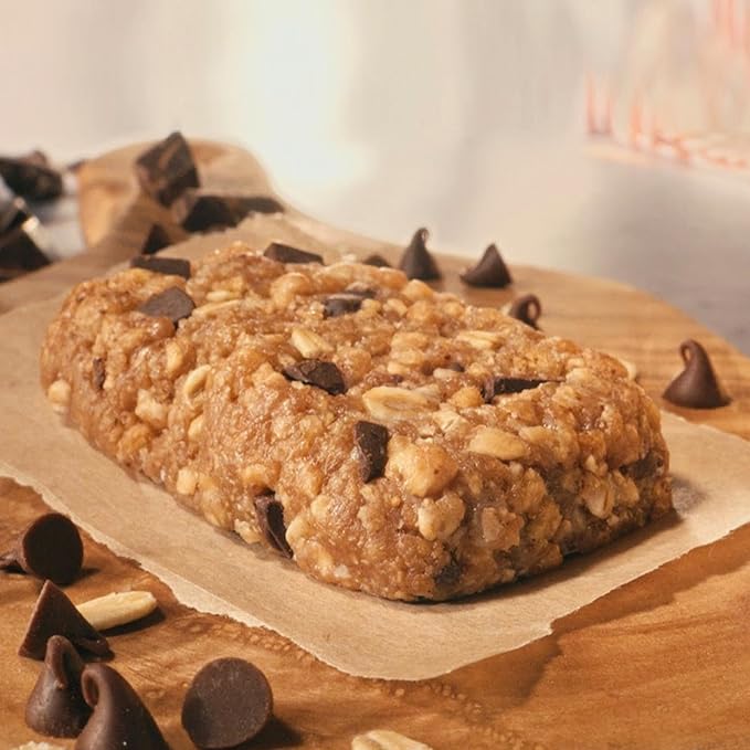 CLIF BAR Minis - Chocolate Chip - Made with Organic Oats - 4g Protein - Non-GMO - Plant Based - Snack-Size Energy Bars - 0.99 oz. (20 Pack)
