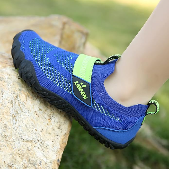 UBFEN Water Shoes for Kids Boys Girls Aqua Socks Barefoot Beach Sports Swim Pool Quick Dry Lightweight Toddler Little Big Kid