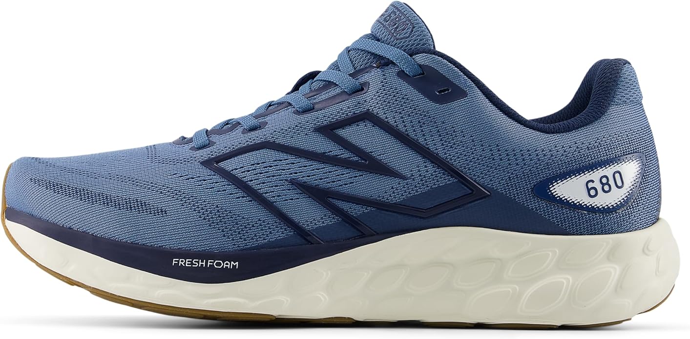 New Balance Men's Fresh Foam 680 V8 Running Shoe